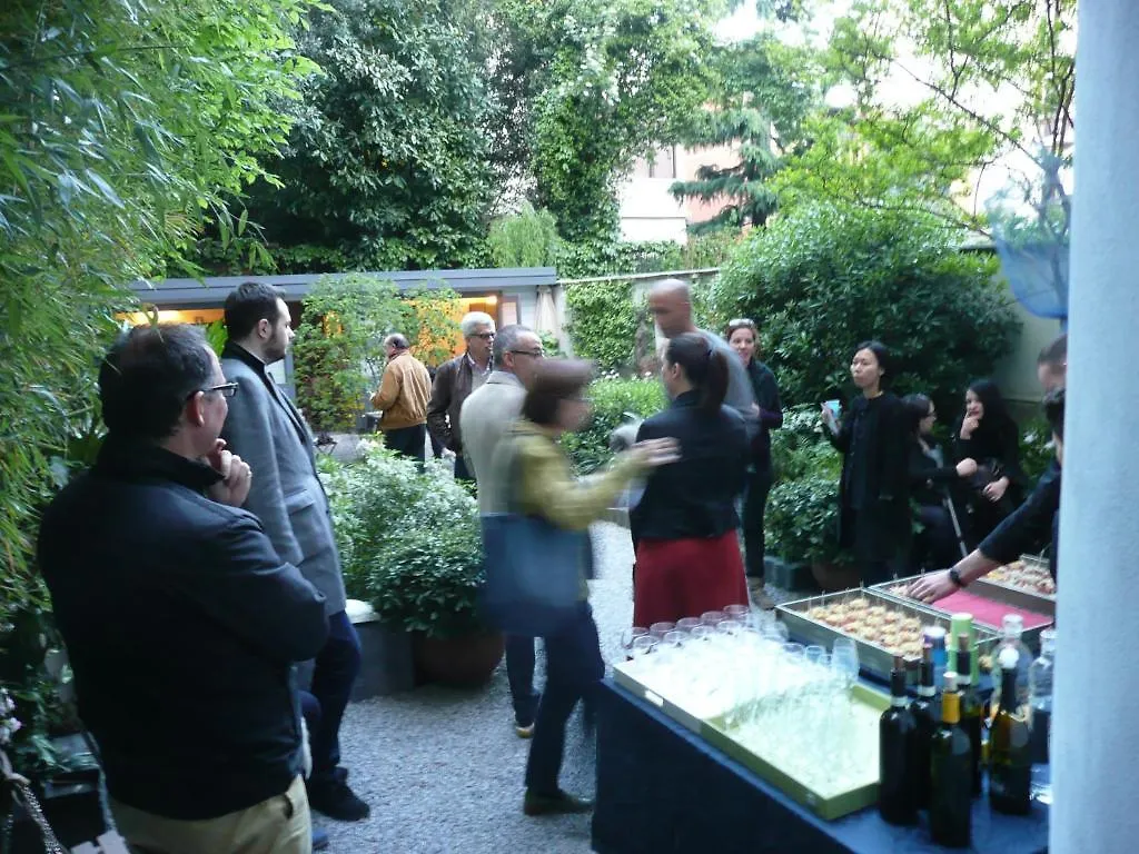 Hotel Rosso Segnale Milano Affittacamere